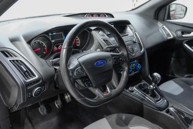 Ford Focus 2016 price $12,995