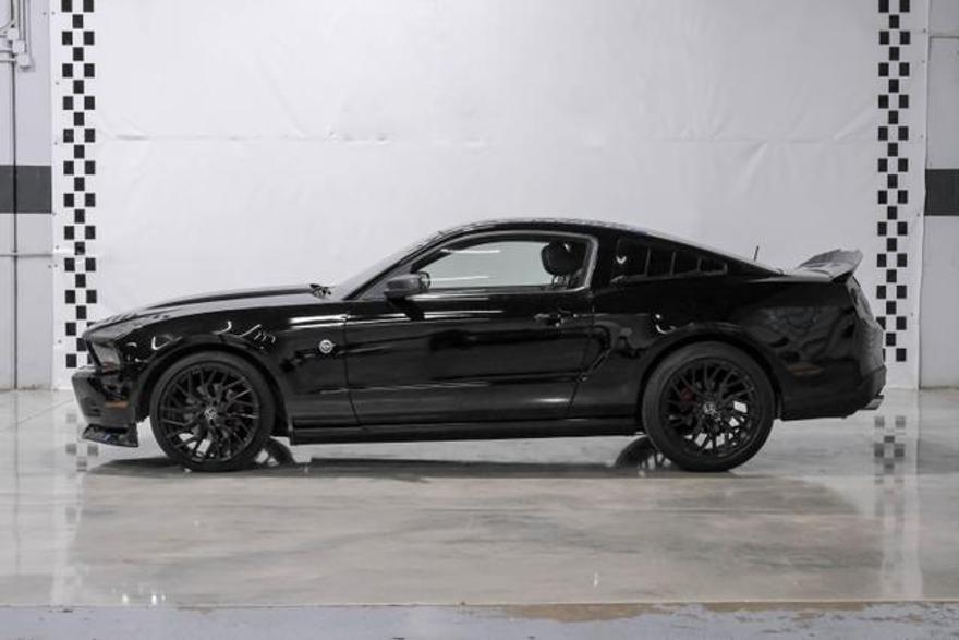 Ford Mustang 2011 price $10,995