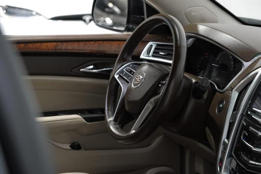 Cadillac SRX 2016 price $13,795