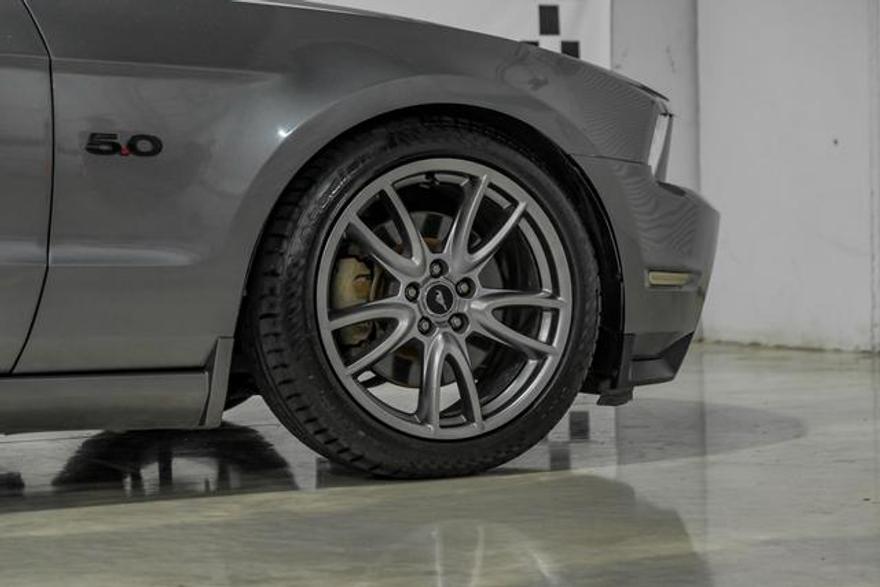 Ford Mustang 2014 price $17,495