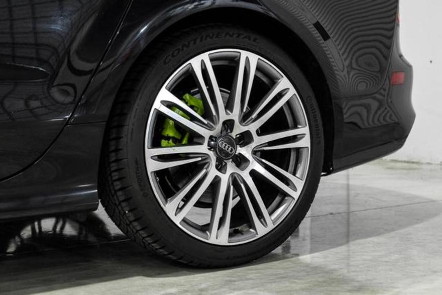 Audi A7 2013 price $21,995