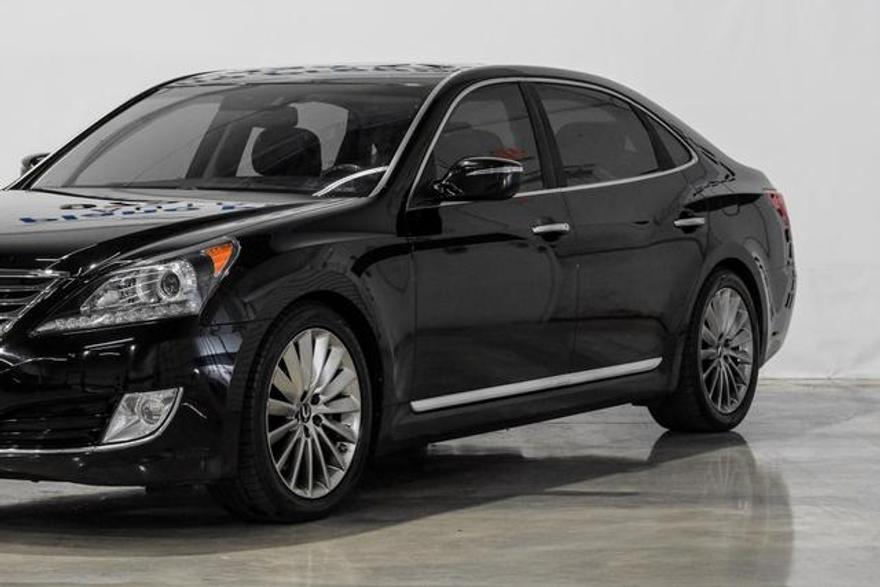 Hyundai Equus 2015 price $15,995