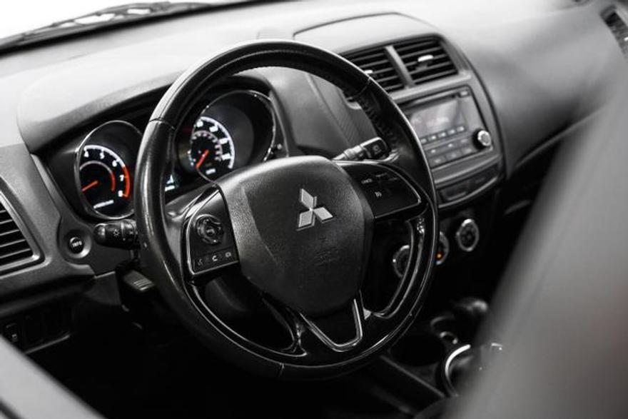 Mitsubishi Outlander Sport 2017 price $12,995