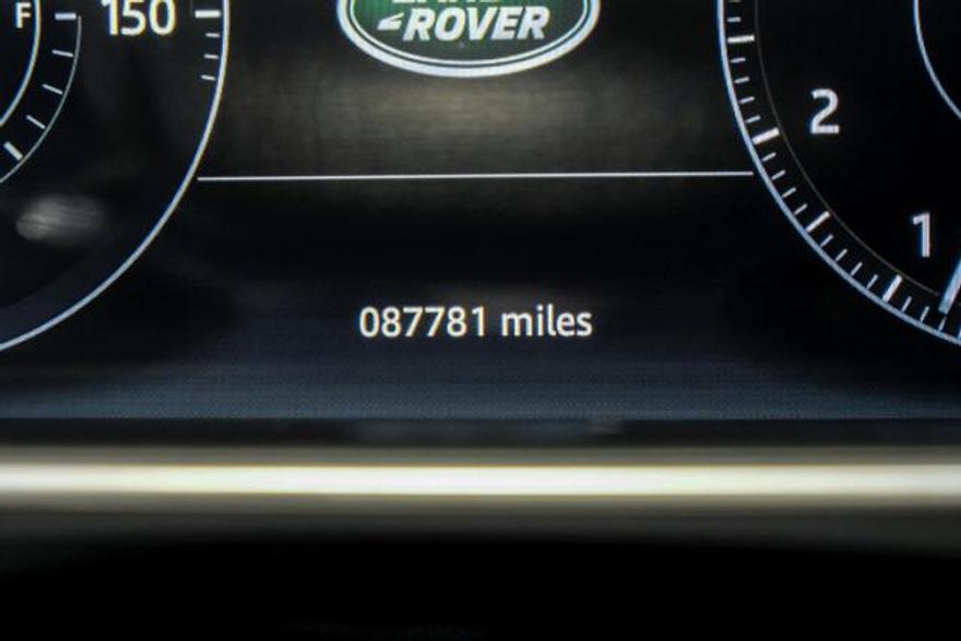 Land Rover Range Rover Sport 2017 price $27,995