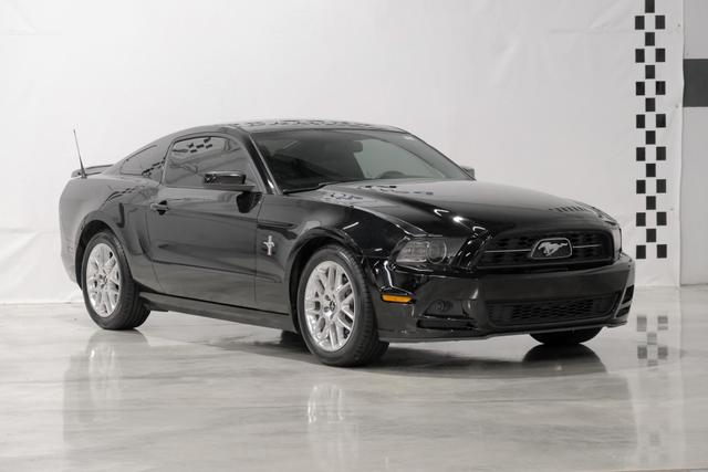 Ford Mustang 2014 price $14,995