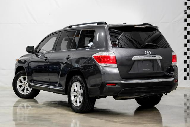 Toyota Highlander 2011 price $13,495