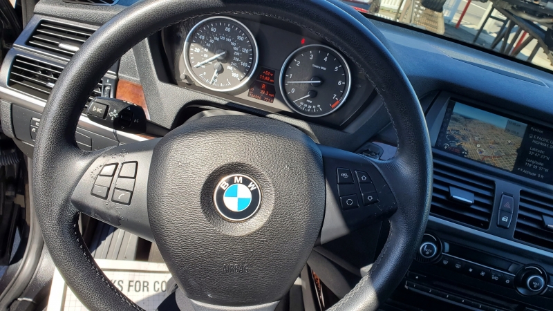 BMW X5 2011 price $10,999