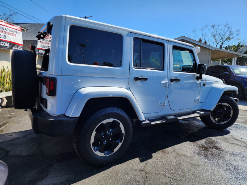 Jeep Wrangler Unlimited 2014 price $21,400