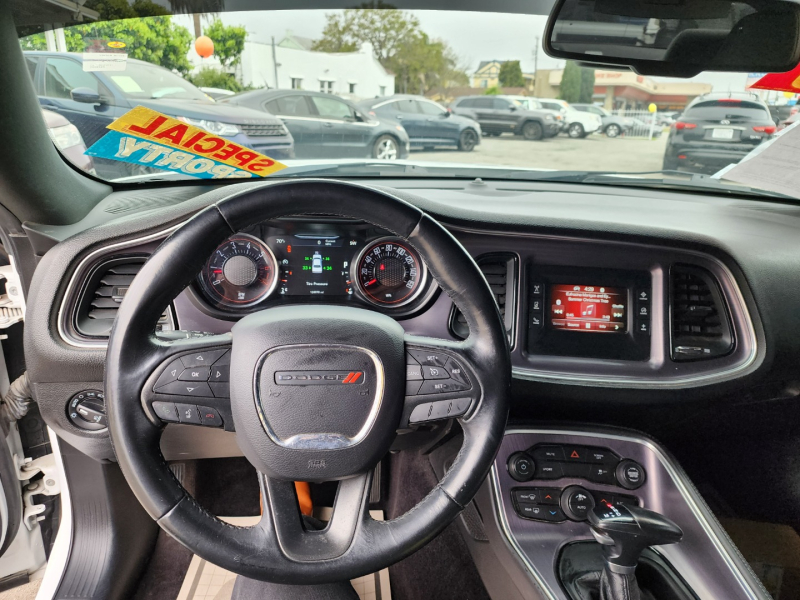 Dodge Challenger 2017 price $2,500 Down