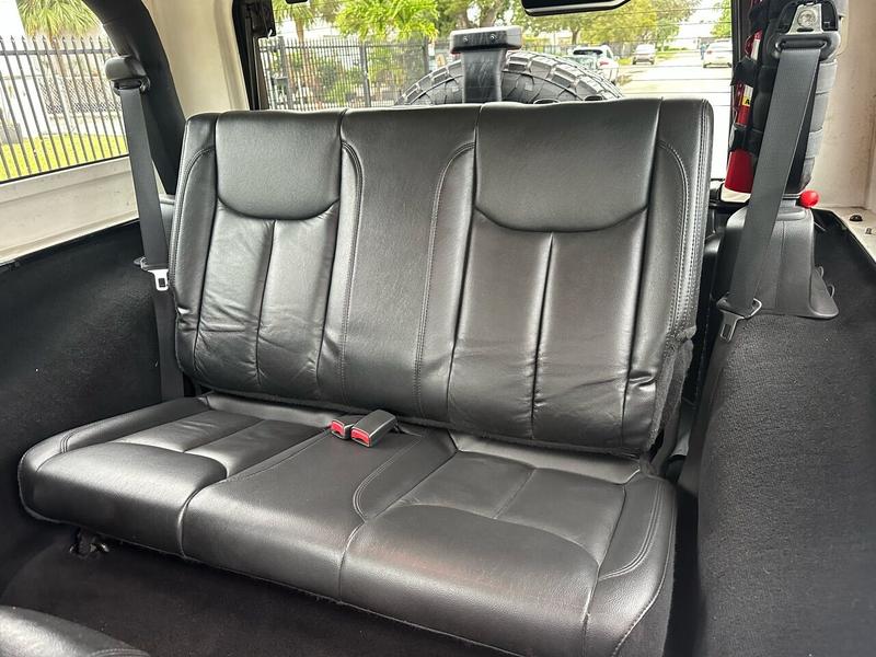 Jeep Wrangler 2014 price $14,985