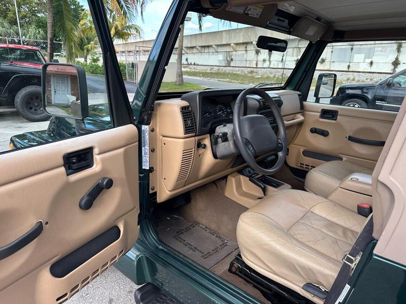 Jeep Wrangler 2000 price $14,995