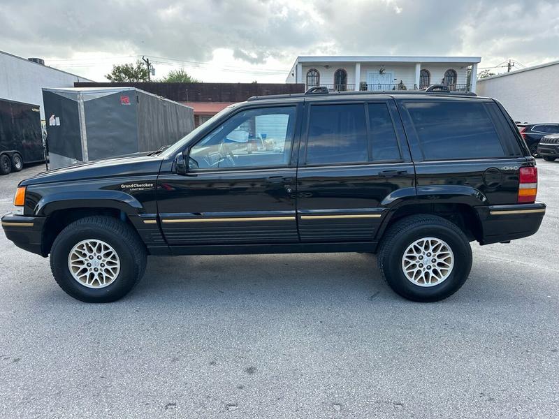Jeep Grand Cherokee 1995 price $8,998