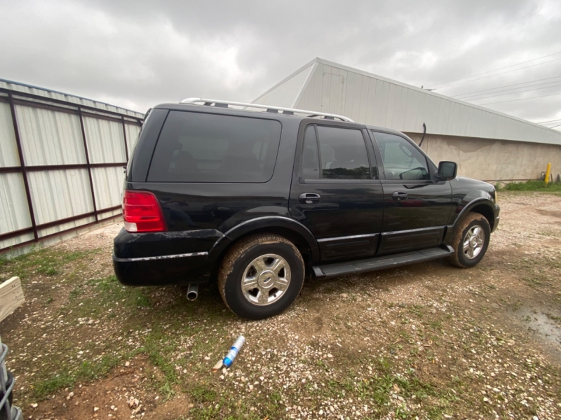 Ford Expedition 2005 price $13,877