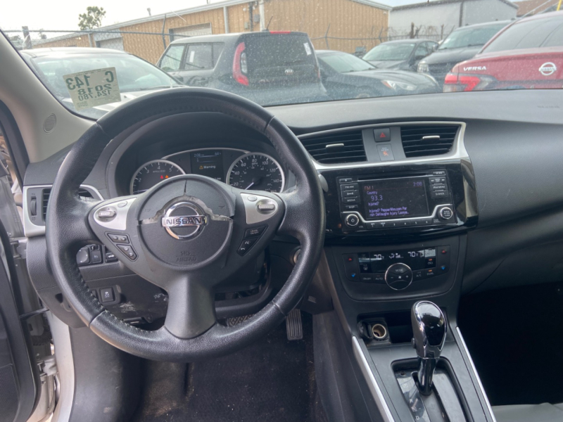 Nissan Sentra 2018 price $10,077