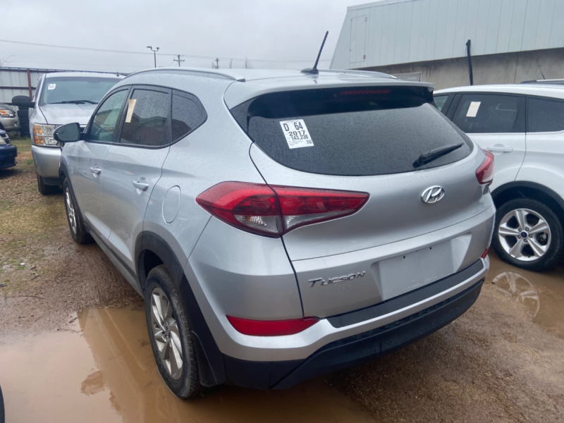 Hyundai Tucson 2017 price $8,177