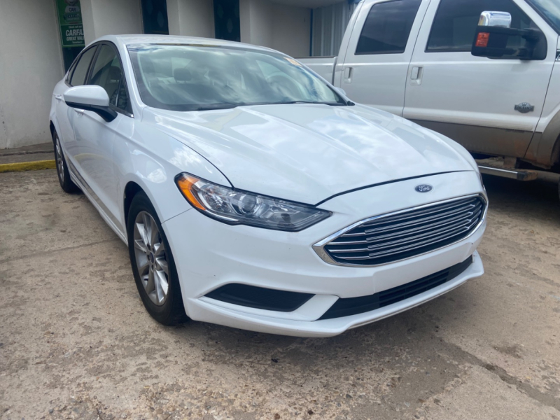 Ford Fusion 2017 price $8,977