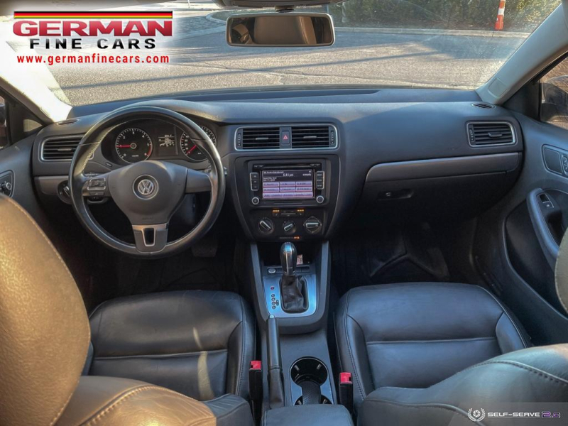 Volkswagen Jetta 2014 price $10,880