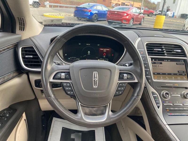 Lincoln Nautilus 2019 price $27,979