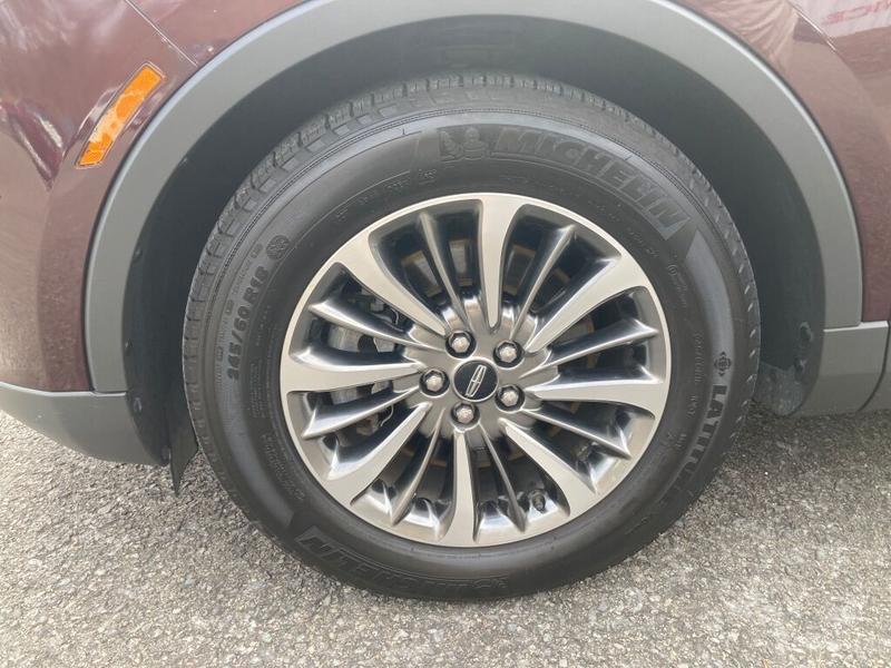 Lincoln Nautilus 2019 price $27,979