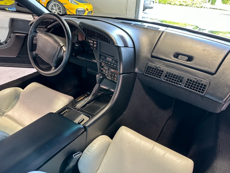 Chevrolet CORVETTE RARE!!! 1993 price $20,900