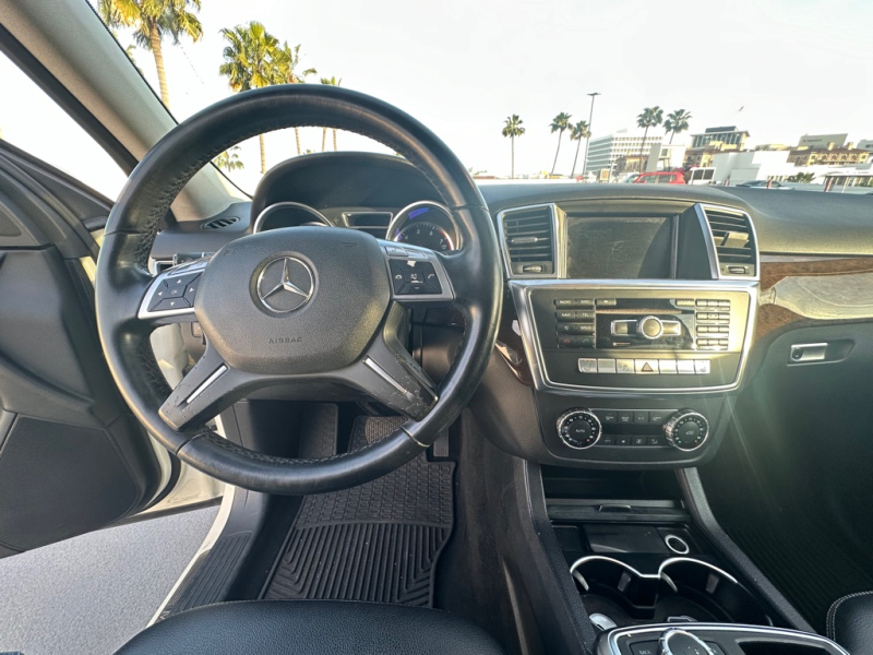 Mercedes-Benz M-Class 2013 price $7,999