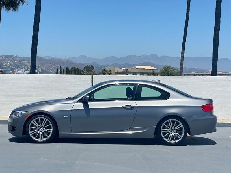 BMW 3 Series 2011 price $10,499