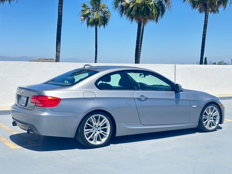 BMW 3 Series 2011 price $10,499