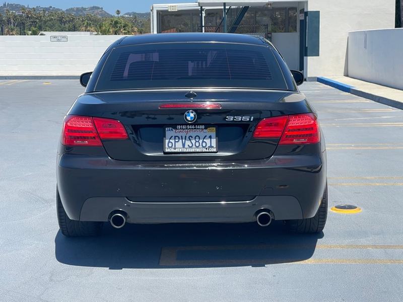 BMW 3 Series 2011 price $12,999