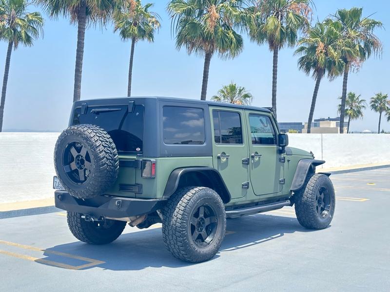 Jeep Wrangler Unlimited 2015 price $16,999