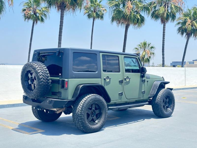 Jeep Wrangler Unlimited 2015 price $16,999