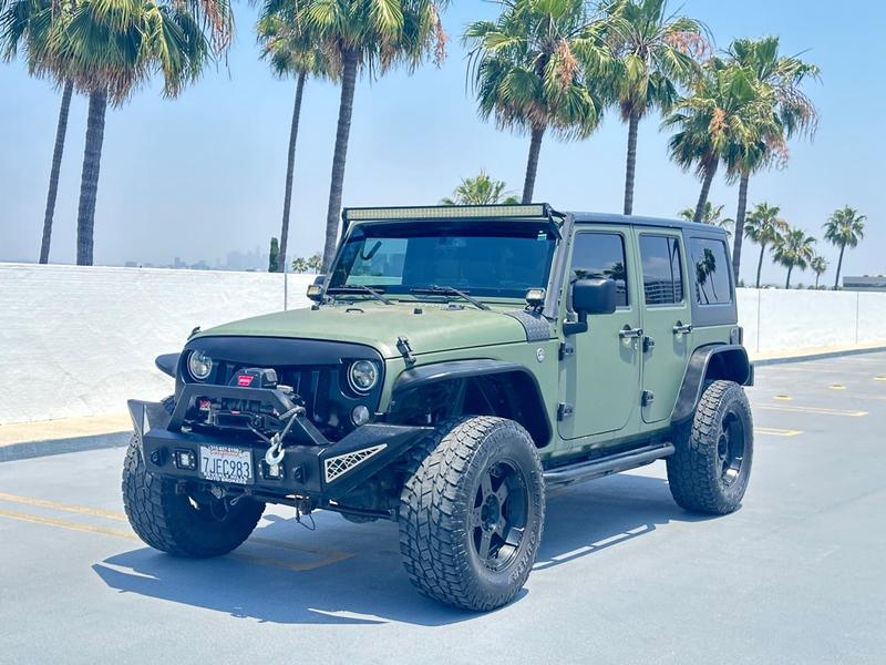 Jeep Wrangler Unlimited 2015 price $16,999