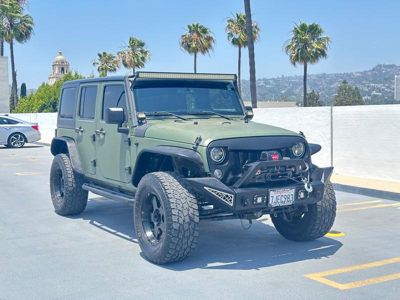 Jeep Wrangler Unlimited 2015 price $16,999