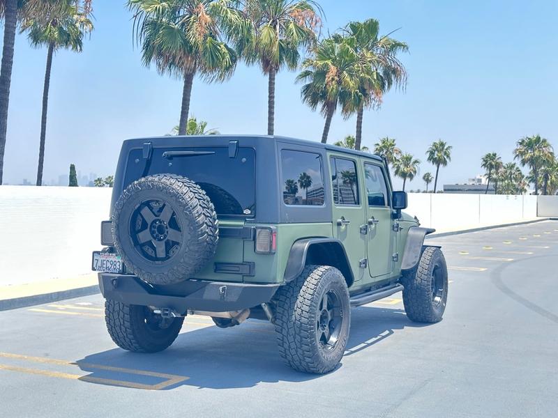 Jeep Wrangler Unlimited 2015 price $16,999