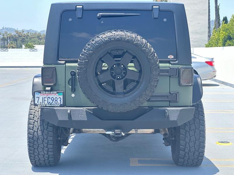 Jeep Wrangler Unlimited 2015 price $16,999