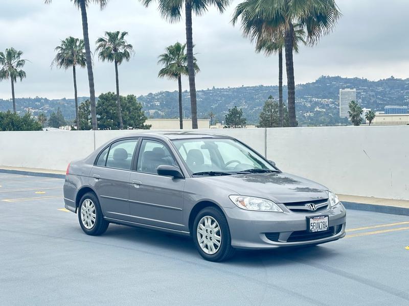 Honda Civic 2004 price $8,999