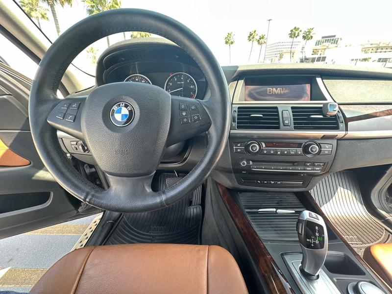 BMW X5 2009 price $9,999