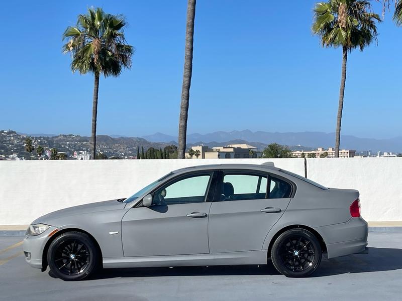 BMW 3 Series 2010 price $6,999