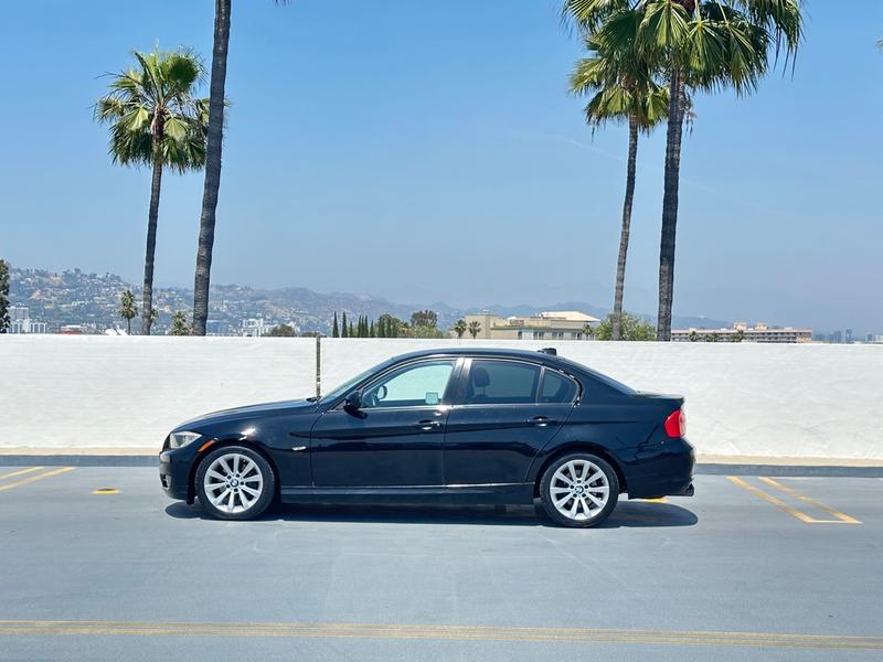 BMW 3 Series 2011 price $6,999