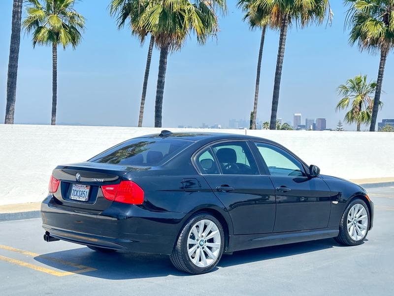 BMW 3 Series 2011 price $6,999