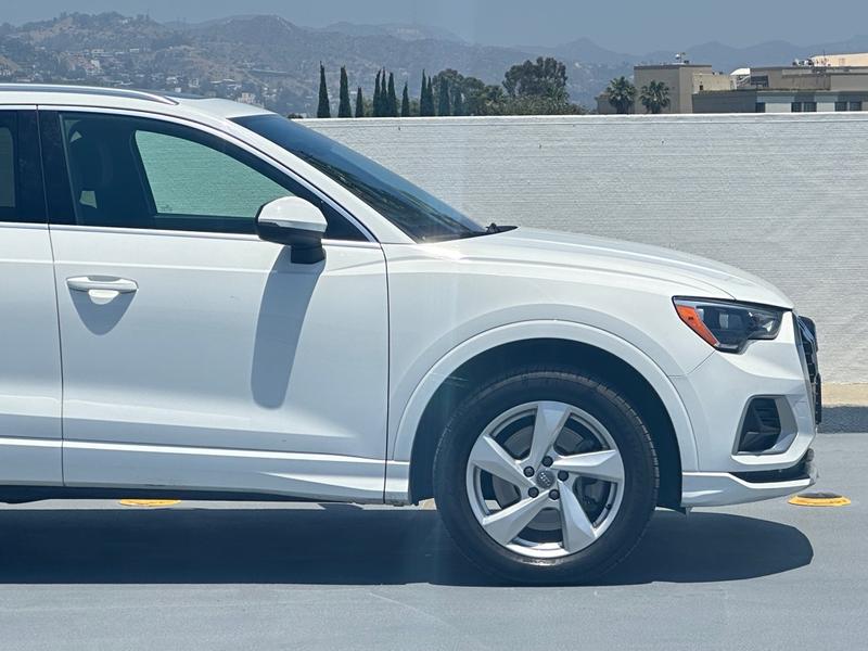 Audi Q3 2020 price $16,999