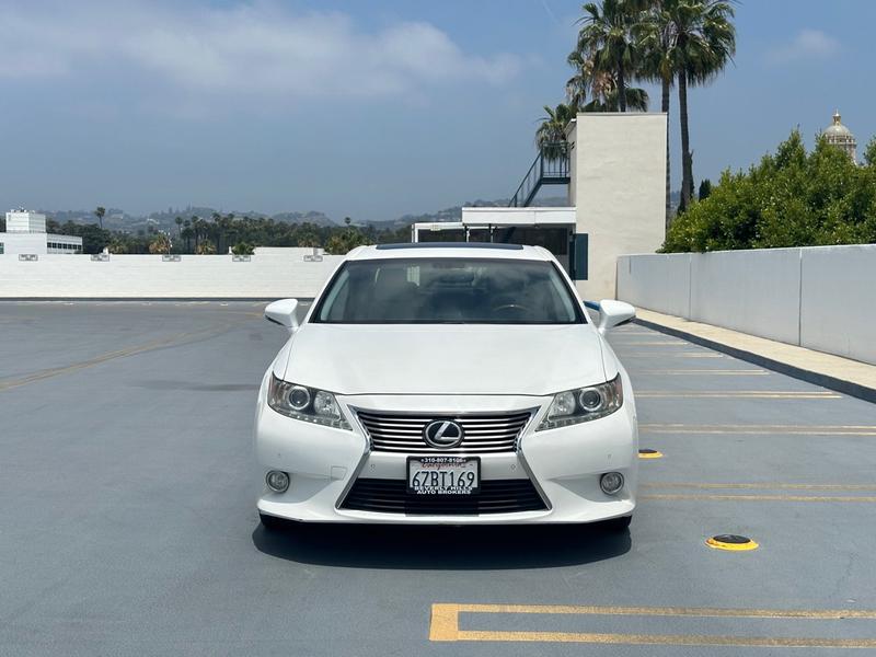 Lexus ES 350 2013 price $9,999