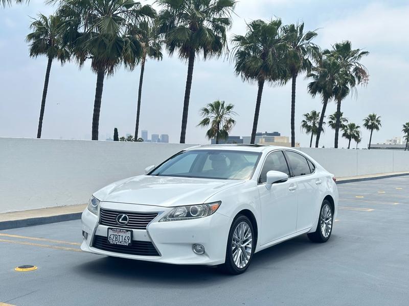 Lexus ES 350 2013 price $9,999