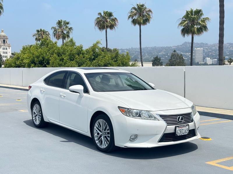 Lexus ES 350 2013 price $9,999