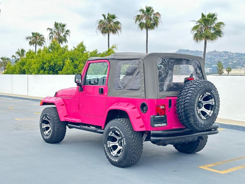 Jeep Wrangler 2004 price $11,999