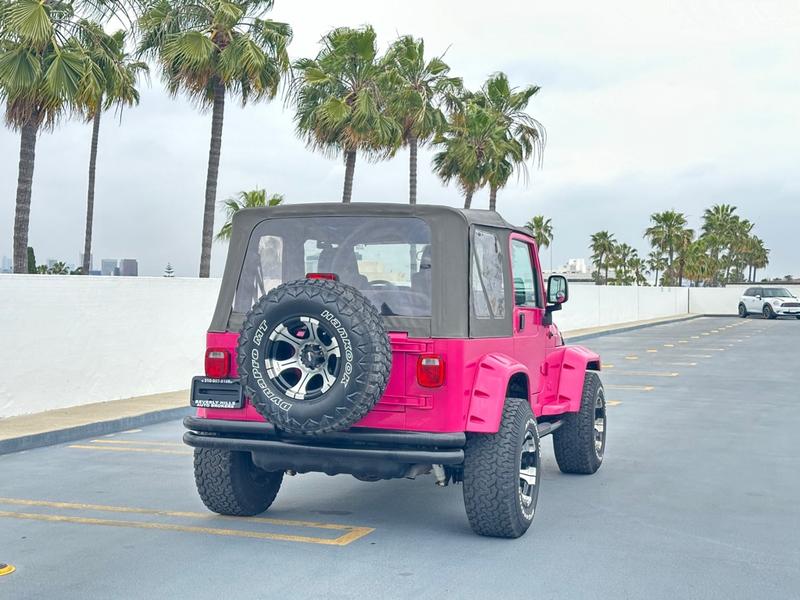 Jeep Wrangler 2004 price $11,999