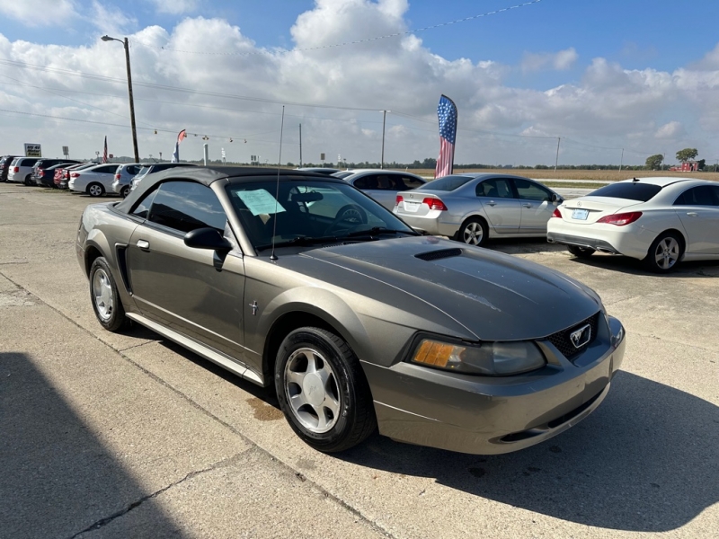 FORD MUSTANG 2001 price $3,995