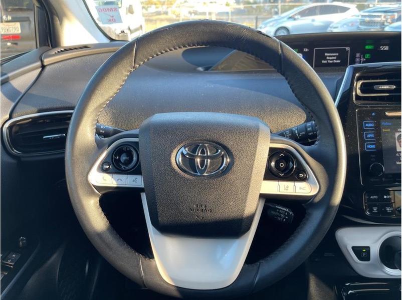 Toyota Prius 2017 price $28,999