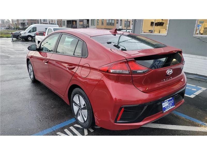 Hyundai Ioniq Hybrid 2019 price $16,999